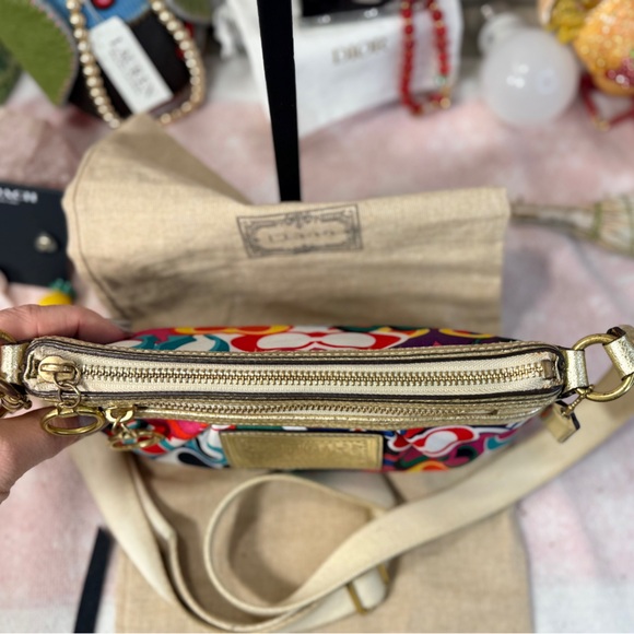 Coach Poppy Pop C Glam Graffiti Crossbody - Picture 5 of 10